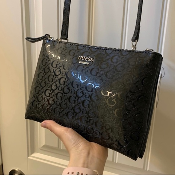 Guess Handbags - Guess Makeup Bag